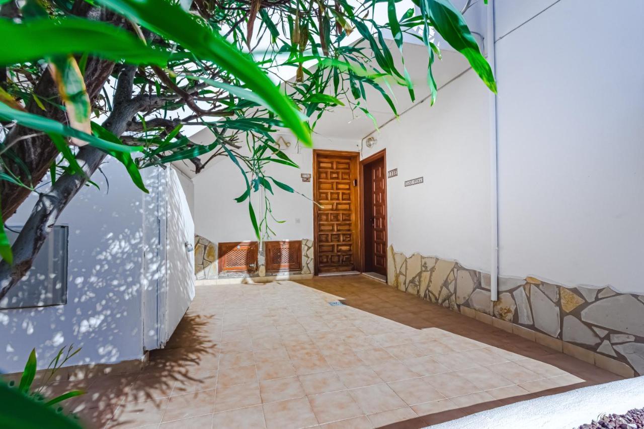Fantastic Large Studio In Front Of Beach Heated Pool Wifi Arona  Kültér fotó