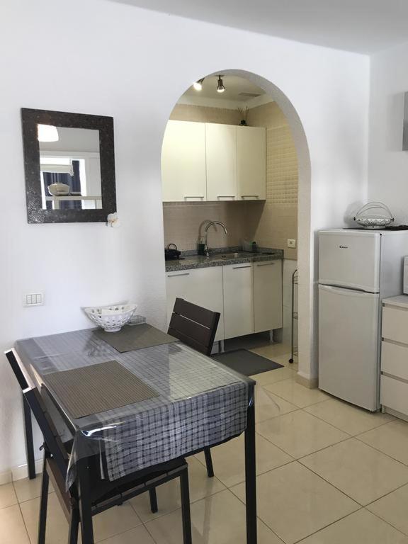 Fantastic Large Studio In Front Of Beach Heated Pool Wifi Arona  Szoba fotó